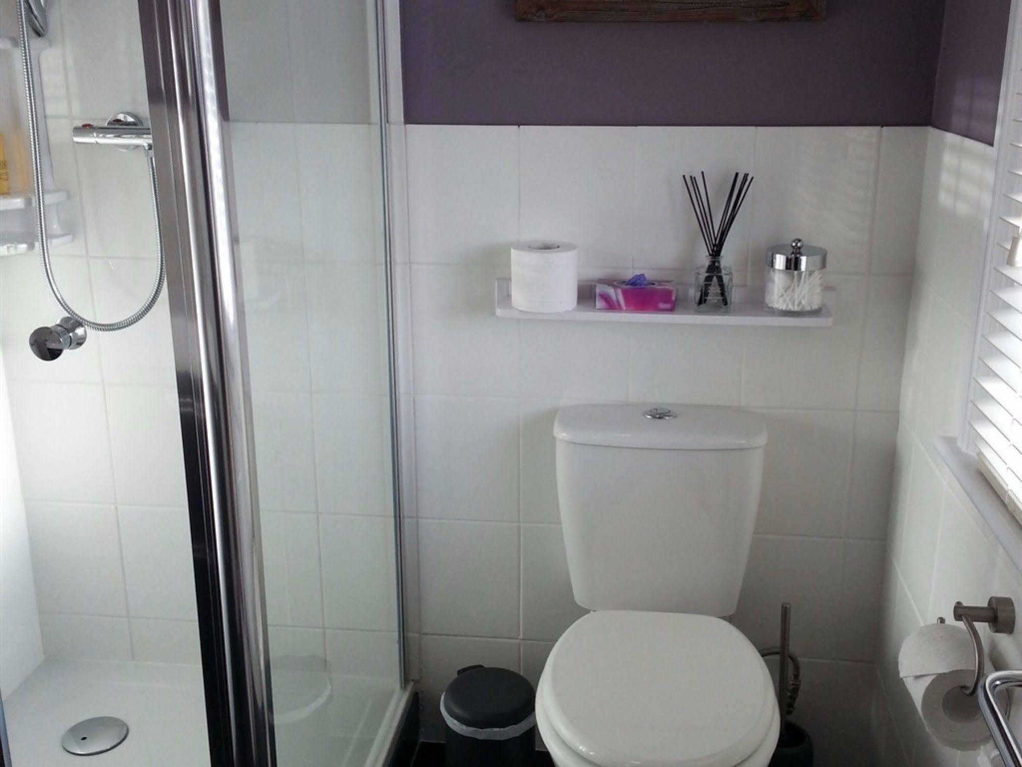 Hunters Moon Guest House สแตรทฟอร์ด อะพอน เอวอน ภายนอก รูปภาพ